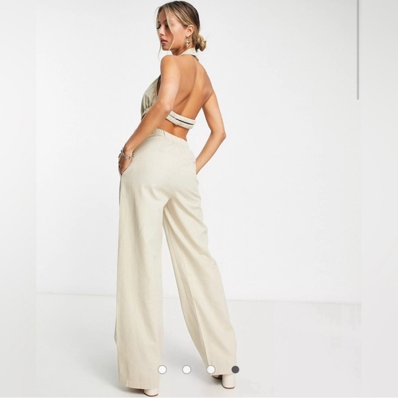 Pretty Lavish Lexi Scrunch Backless Jumpsuit, New with Tags - Picture 4 of 8